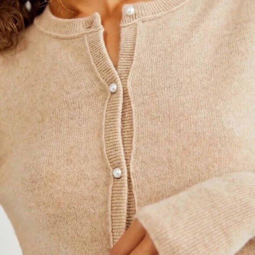 Free People Cashmere Cardi Cardigan Sweater Pearl Button Oatmeal Tan Size S NEW - Picture 1 of 6